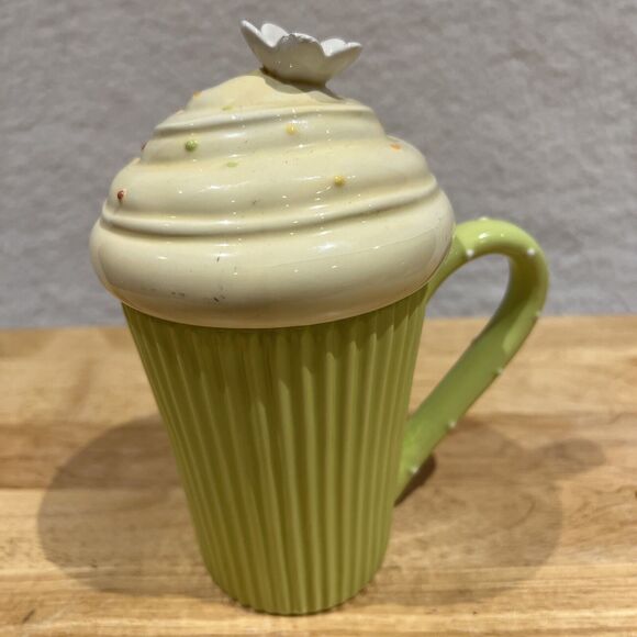 Grasslands Road Cupcake Style Coffee Mug Tea Green Fluted Handle Frosting Flower - Picture 4 of 14